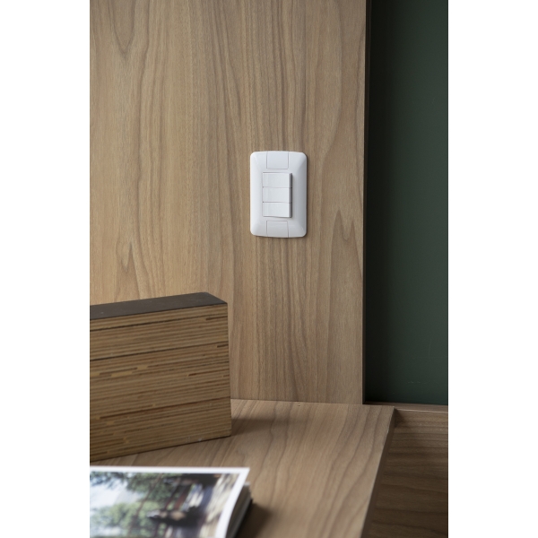 3 Interruptores Simples 6A Tramontina ARIA 4x2